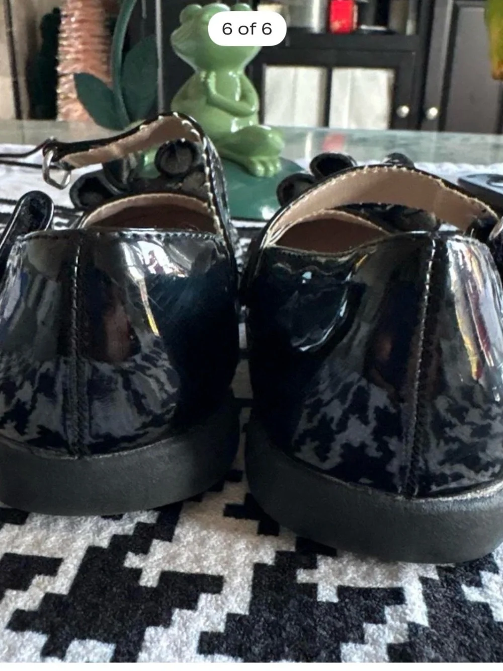 Place Black Patent Mary Jane Shoes with Front Bow